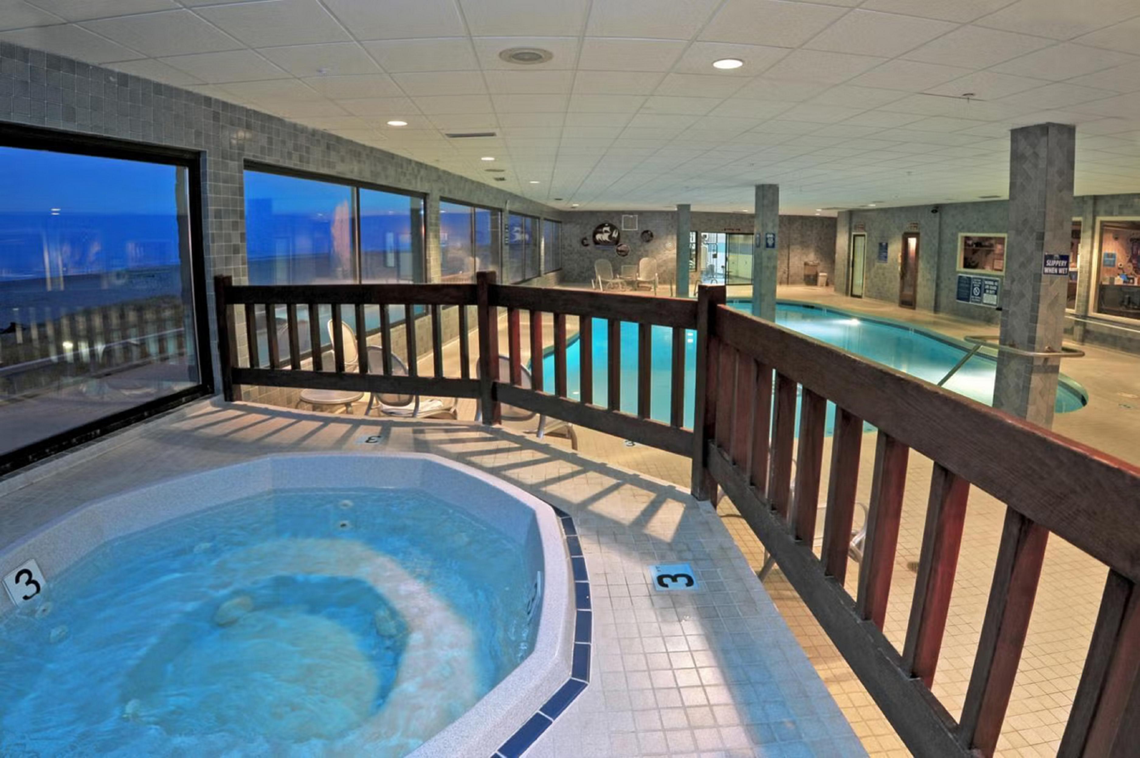 Promenade Inn & Suites Oceanfront Сисайд Экстерьер фото