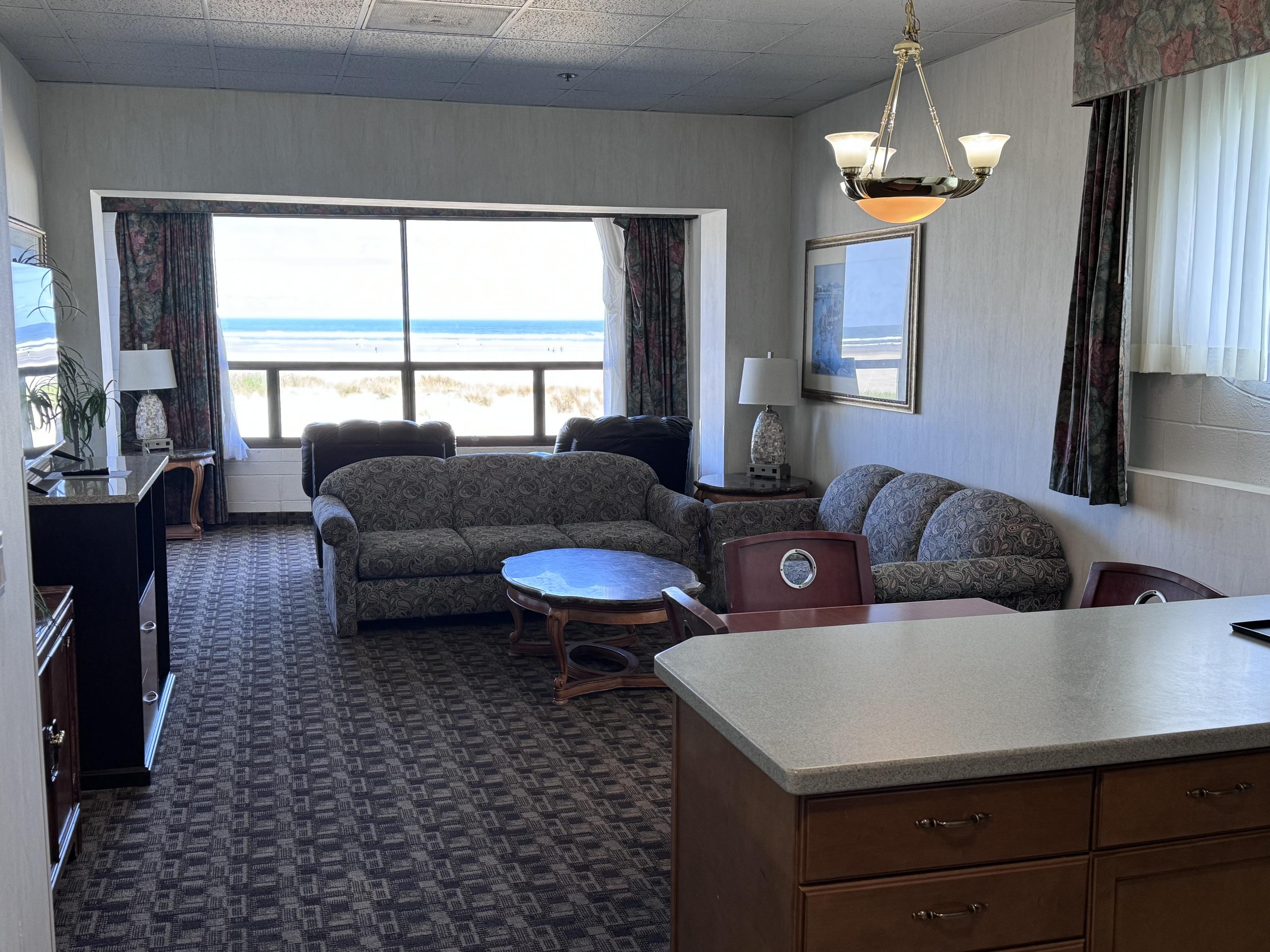 Promenade Inn & Suites Oceanfront Сисайд Экстерьер фото