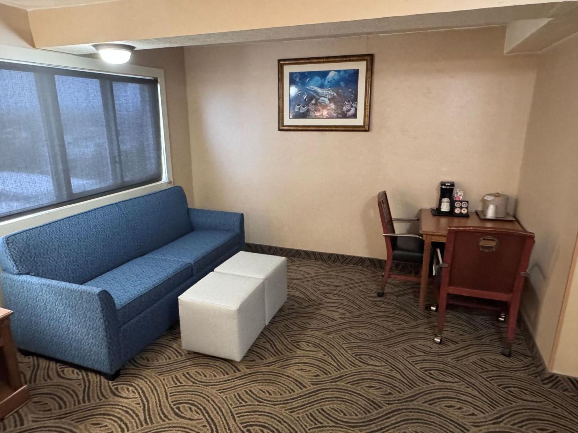 Promenade Inn & Suites Oceanfront Сисайд Экстерьер фото